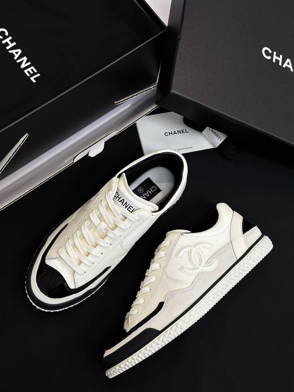 Chanel Thin-soled Sneakers Moral Training Shoes #382625