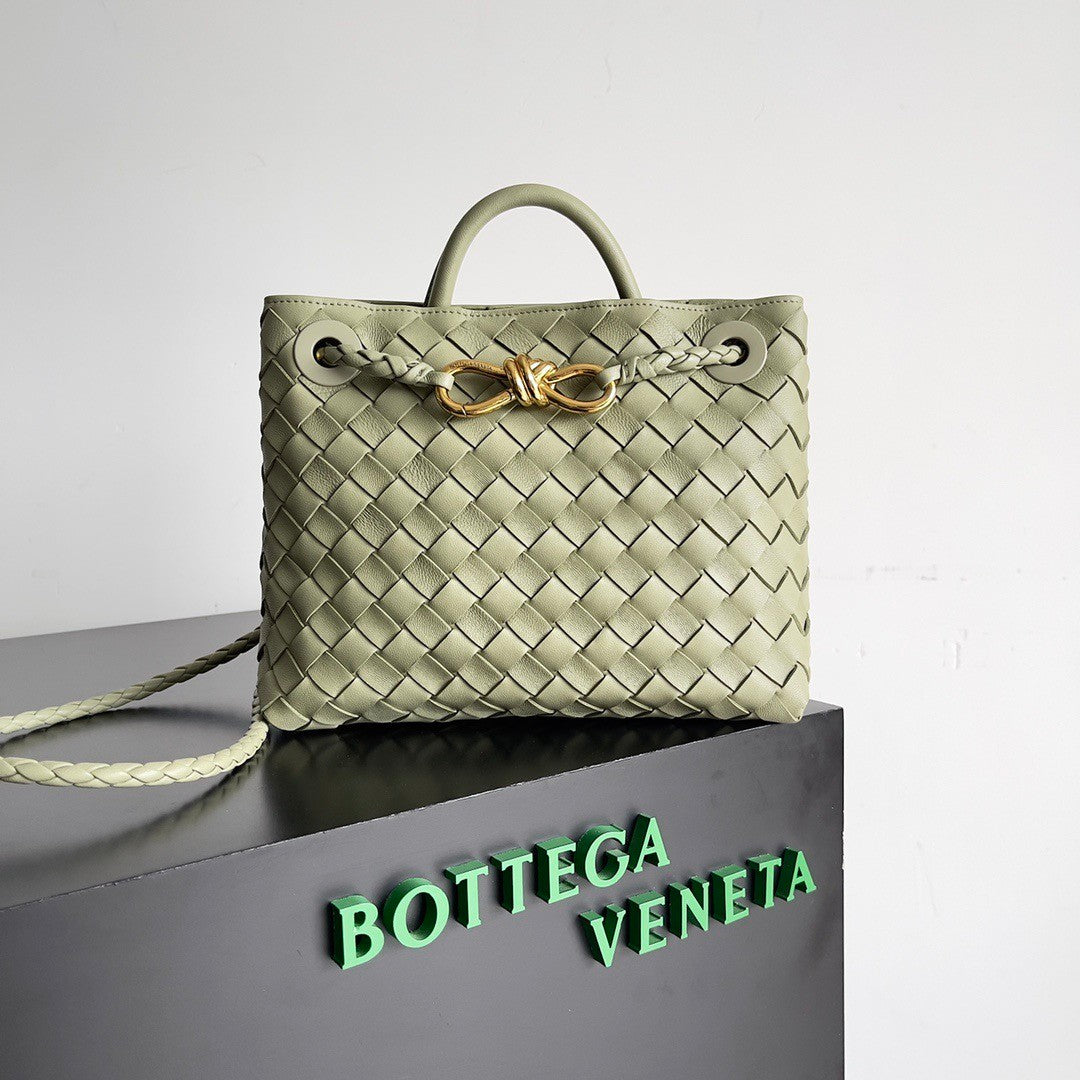 Bottega Veneta Andiamo Leather Woven Square Crossbody Bag Elegant Casual Handbag #194707