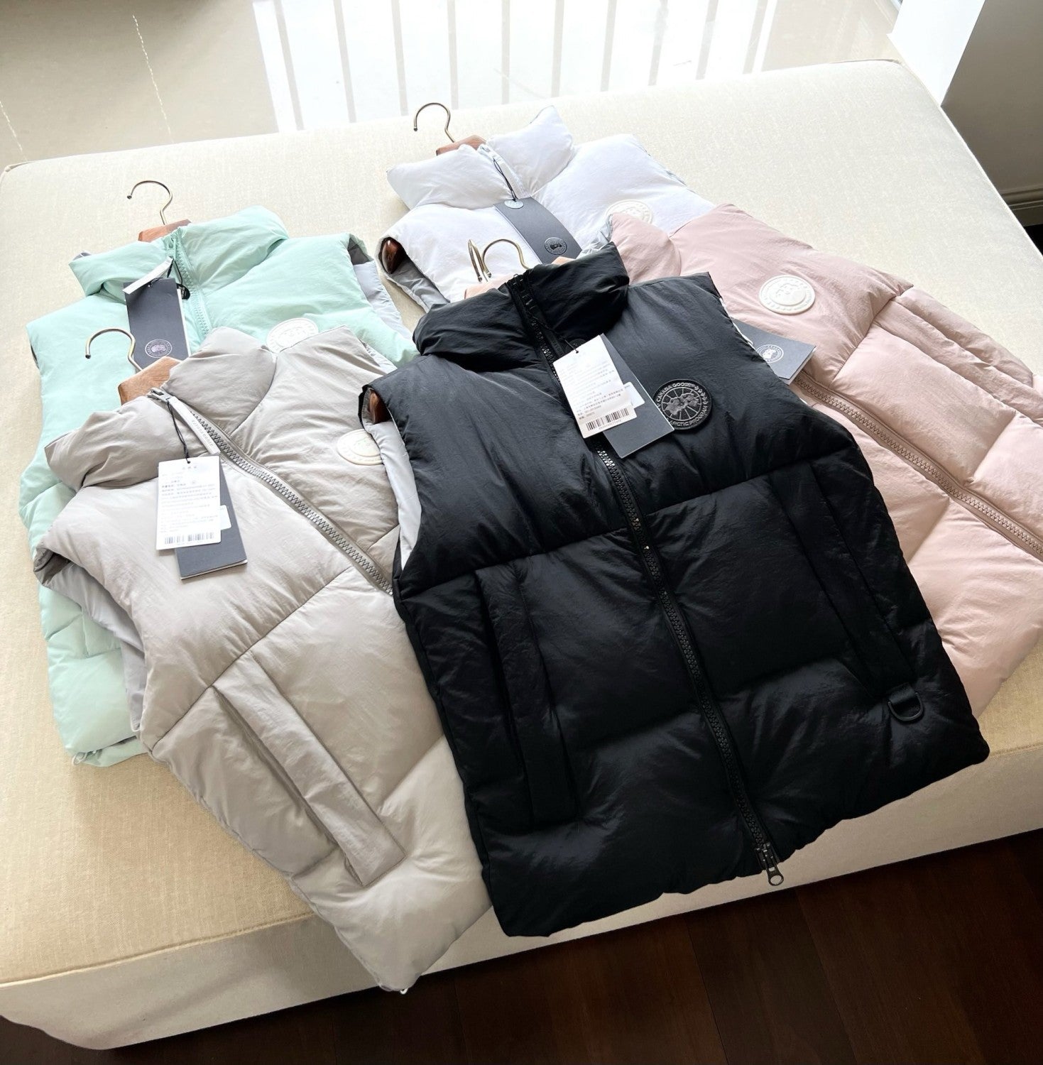 Canada Goose Men's Autumn and Winter Solid Color Logo Label Standing Collar Down Zipper Vest Jacket #73692
