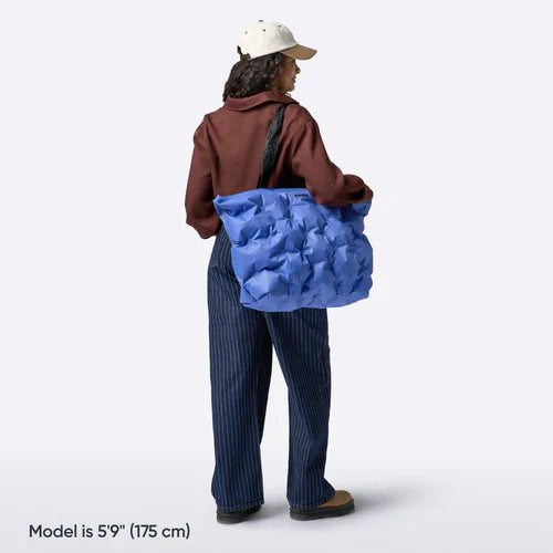 Owala The Cloud Inflatable insulation. Packs flat. 16L capacity Al Fresco