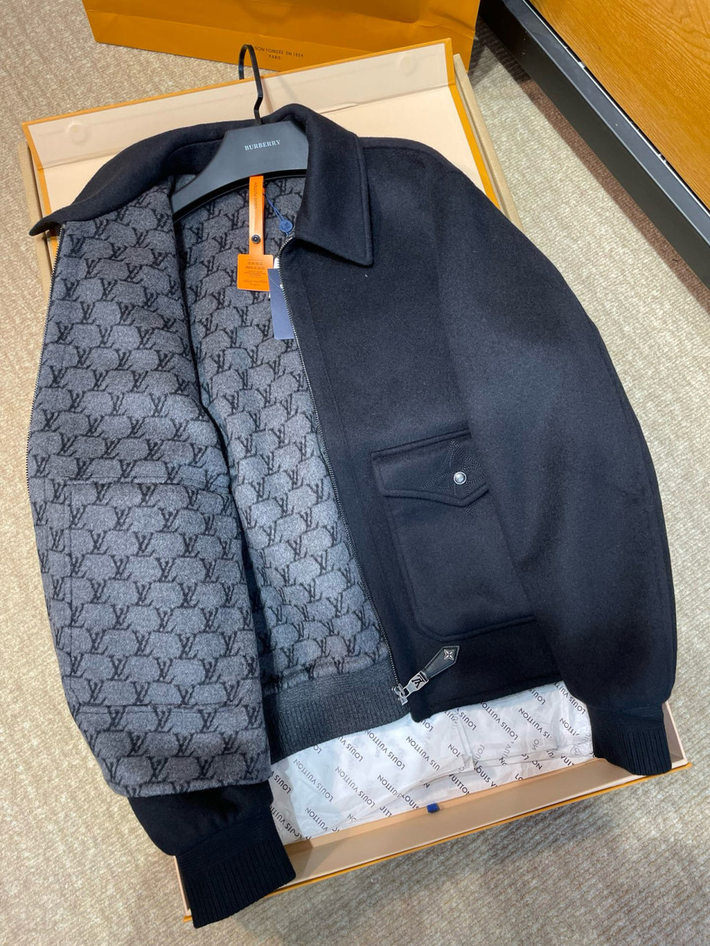 Louis Vuitton Men's Fall/Winter Fashion Casual Solid Color Lapel Zipper Double Faced Waist Tuck Wool Jacket #78932