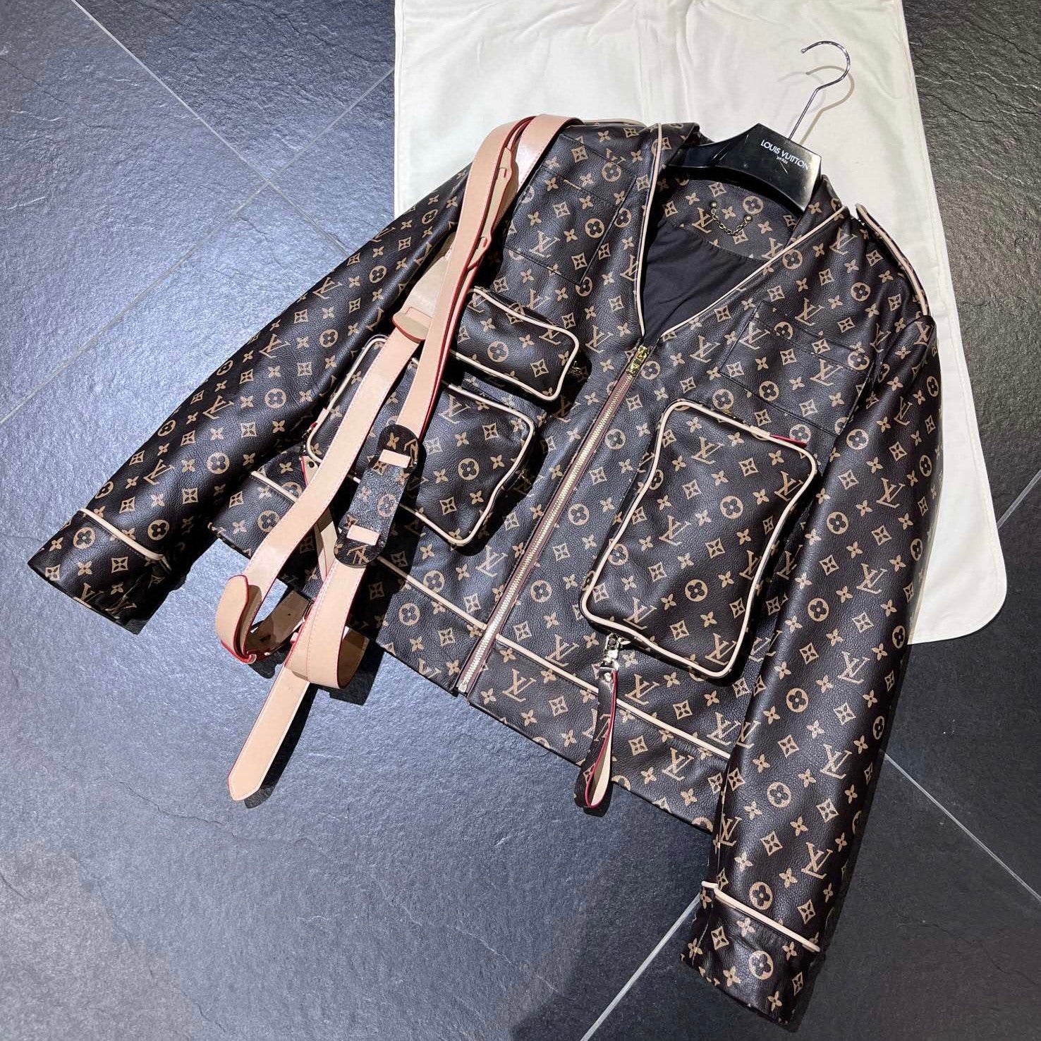 Louis Vuitton V-neck Leather Jacket With Multiple Pockets #96162