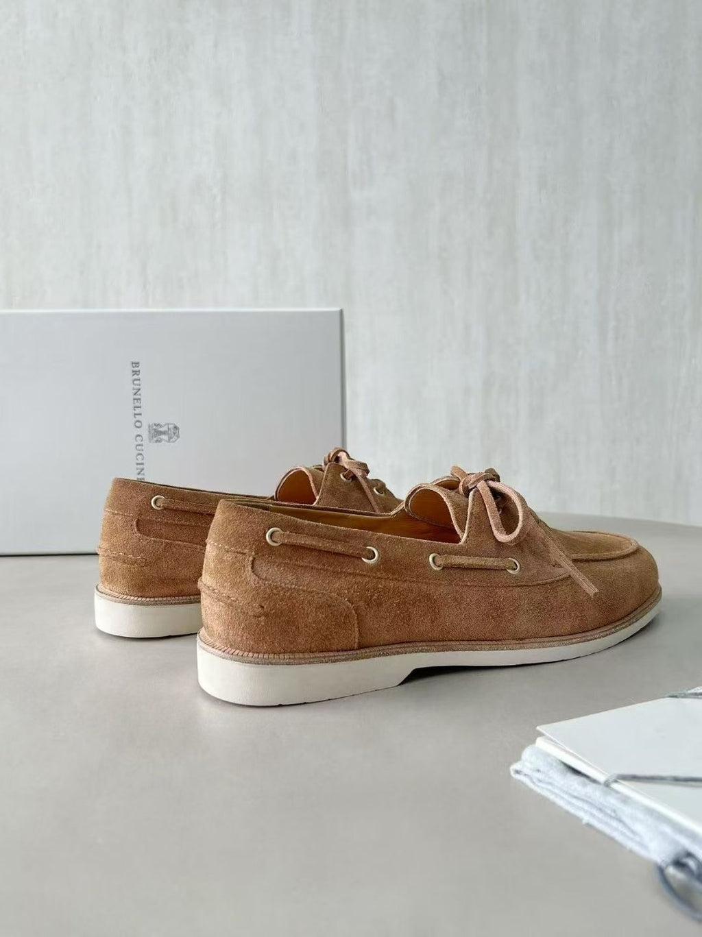 Brunello Cucinelli Men's Washed Suede Boat Shoes. Four-Season Solid Color Round Toe Lace-Up Low-Top Casual Shoes Ngvp #2125
