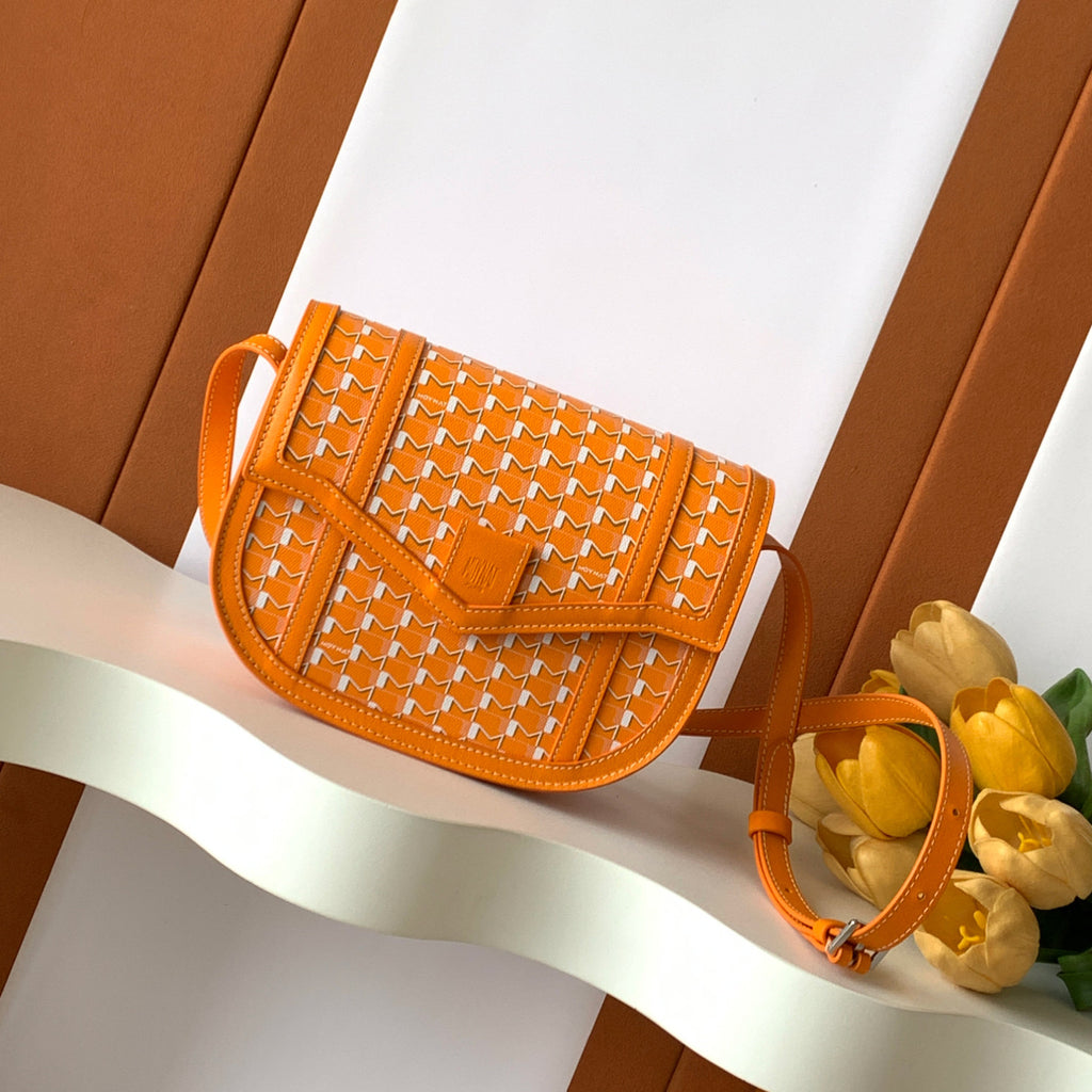 Moynat M Canvas Women's Fashion Classic Leather M Shaped Buckle Closure Adjustable Strap Crossbody Bag Shoulder Saddle Bag Bags #78713