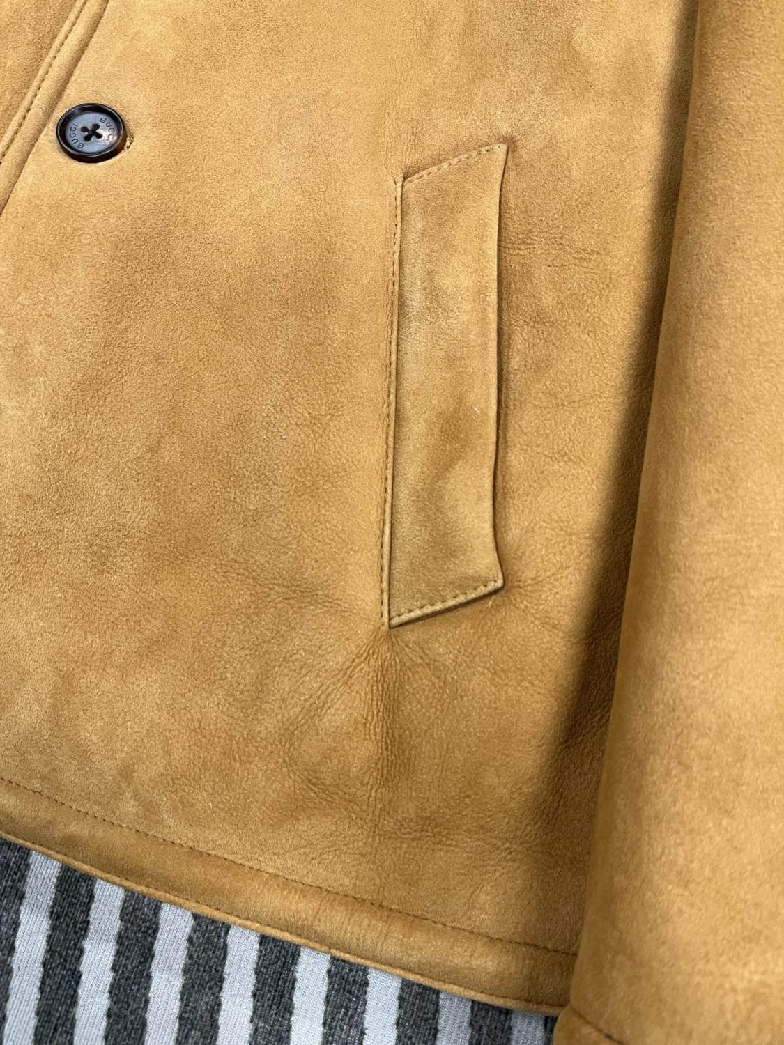 Gucci Men's And Women's Autumn And Winter Solid Color Suede Single Breasted Long Sleeved Wool Lined Jacket #74481