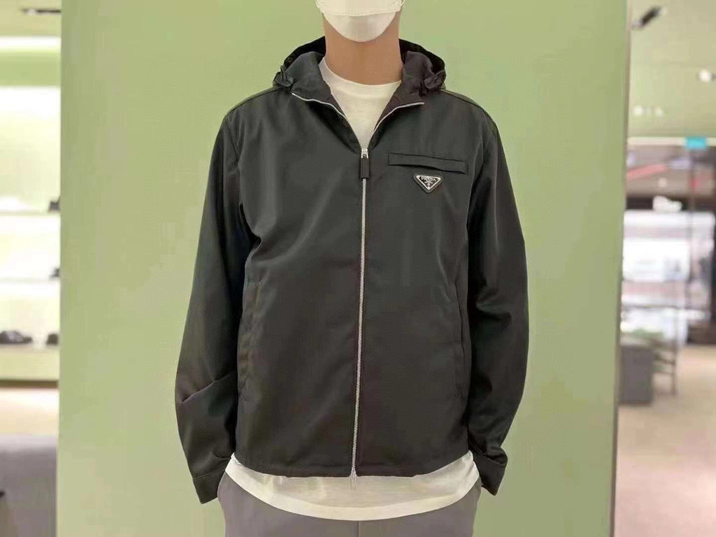 Prada Men's Fall And Winter Recycled Nylon Short Jacket Black Hooded Zipper Jacket Logo Pockets Fashion Trend Casual Jacket #81397