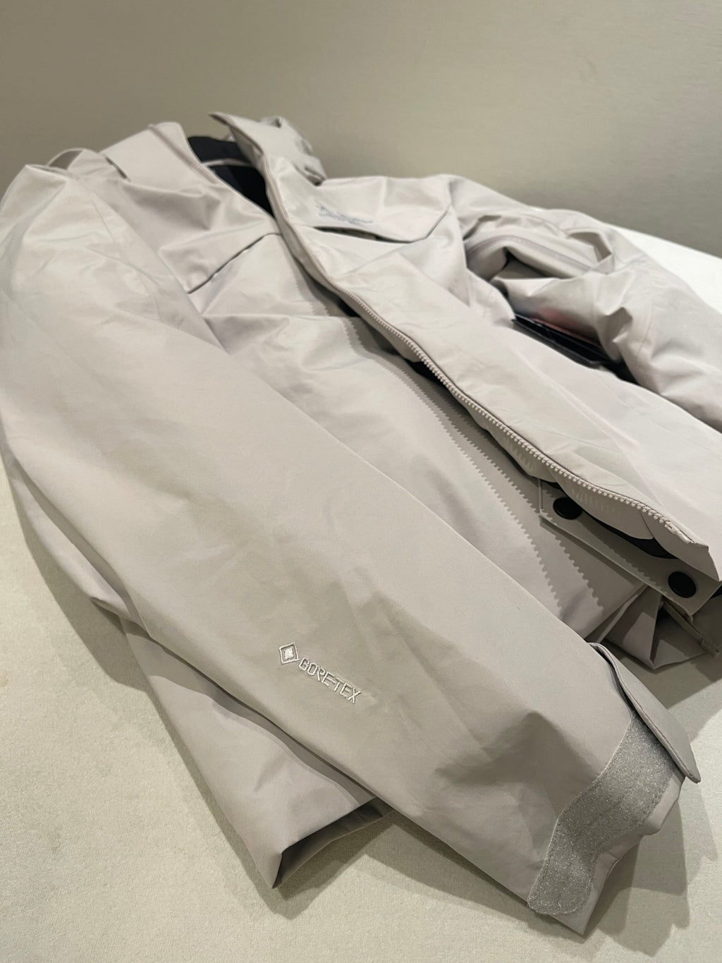 Arcteryx Men's Autumn And Winter Solid Color Zipper Waterproof Windproof Long-Sleeved Hooded Puffer Down Jacket #74124