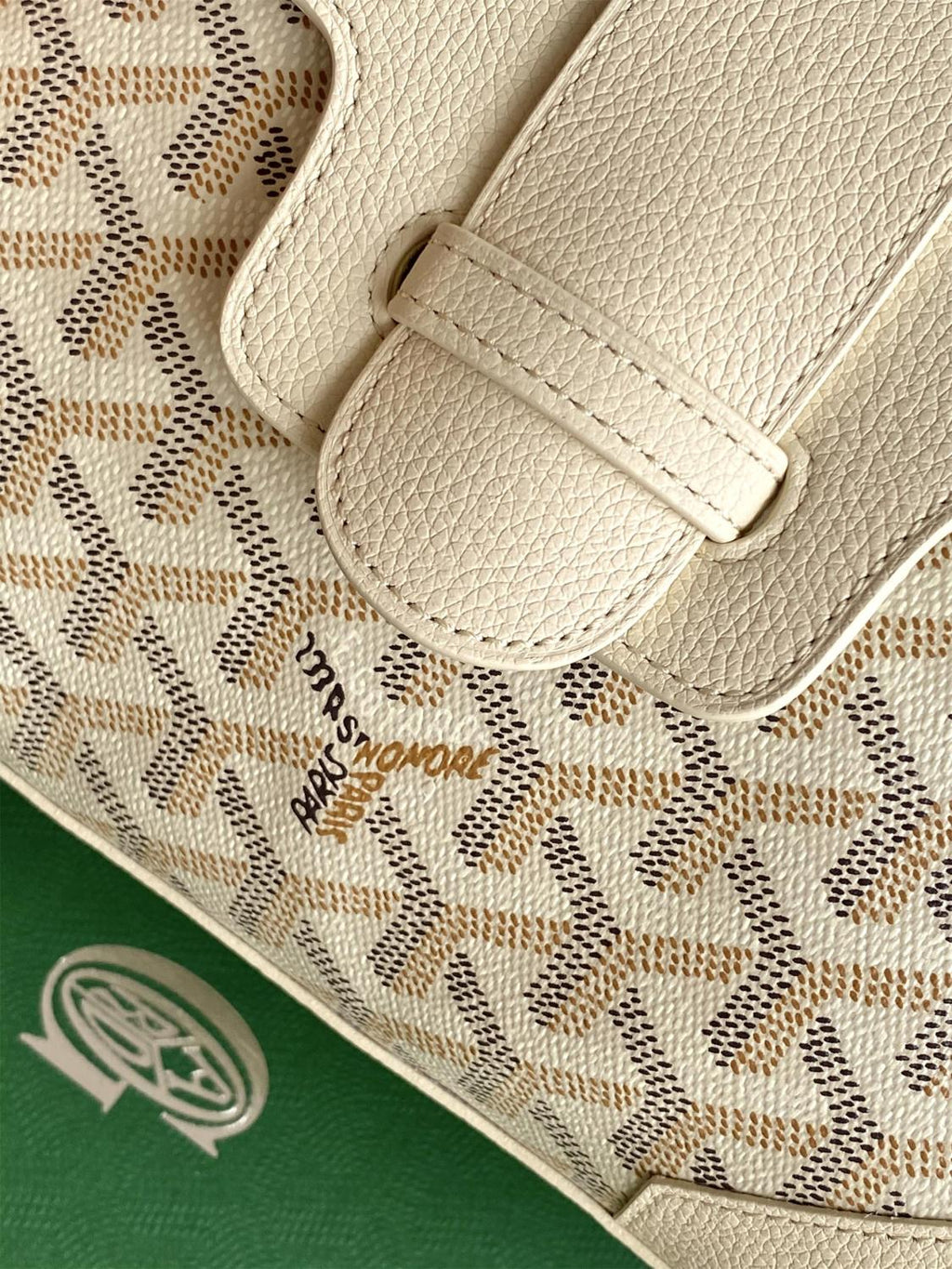 GOYARD Saigon Women's Solid Color Wooden Handle Canvas and Calfskin Shoulder Bag Handbag Bags #77774