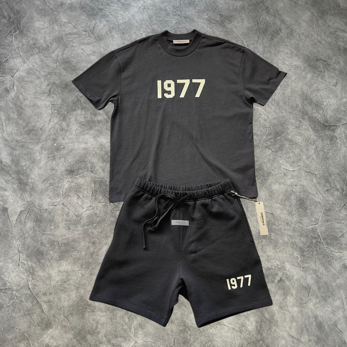 Essentials 1977 Summer Set Iron Grey