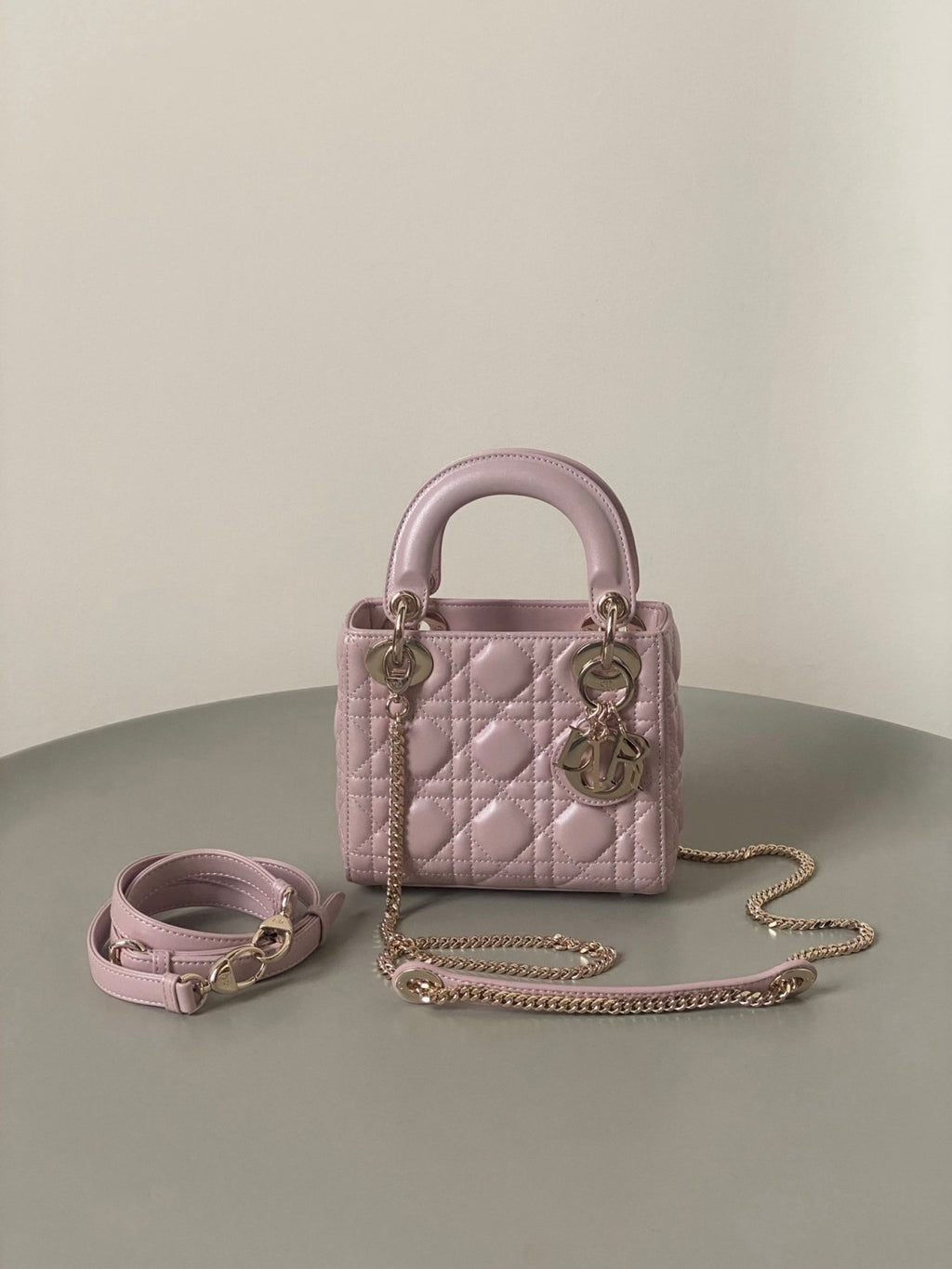 Dior Lady Women's Solid Color Metal Pendant Removable Chain Shoulder Strap Wicker Pattern Sheepskin Leather Single Shoulder Crossbody Handbag Bag Bags #77983