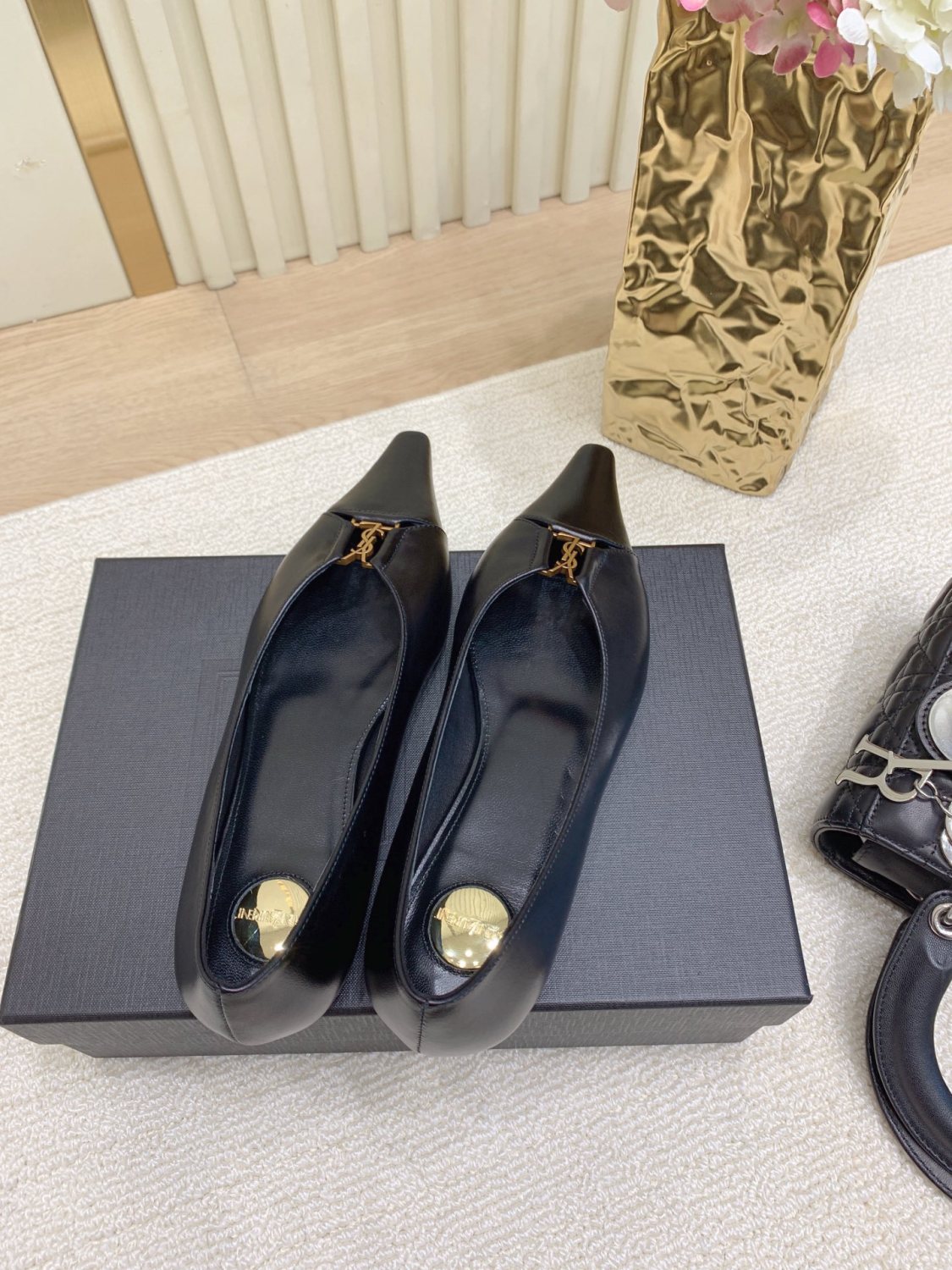 Saint Laurent Latest 2025 Silk Leather Spring/Summer Runway Single Shoes #332701