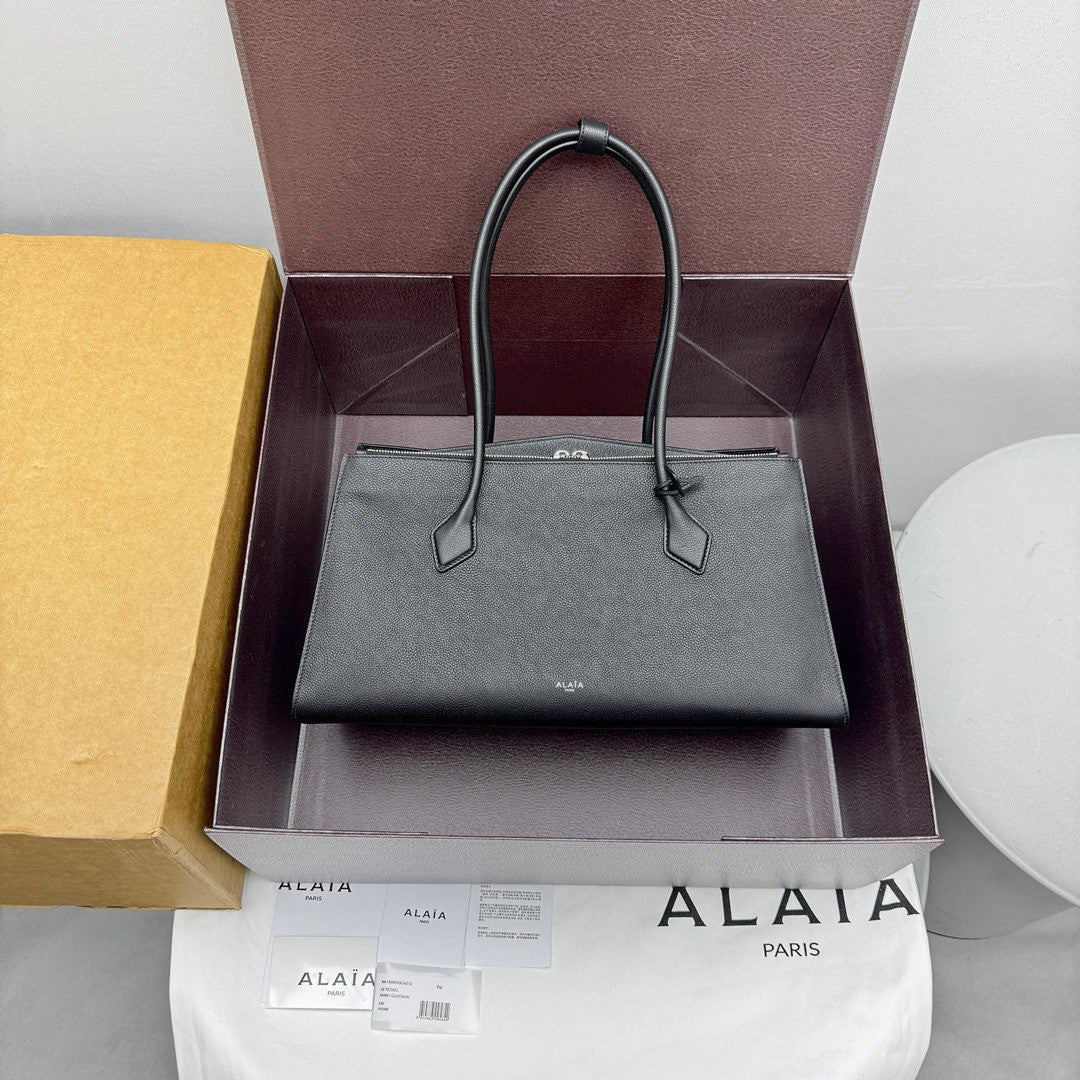 Alaïa Le Teckel Tote Bag #375402
