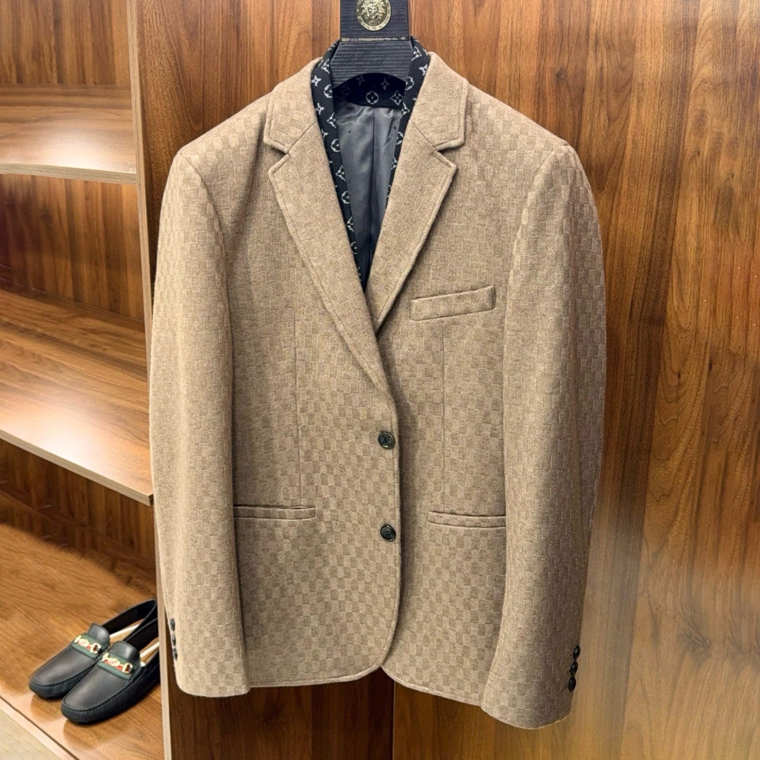 Louis Vuitton Men's Spring/Fall Fashion Classic V Neck Knit Plaid Fabric Single Breasted Suit Jacket #78575