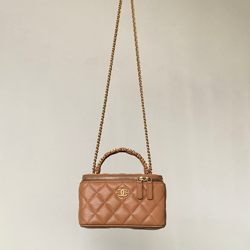 Chanel Women's Retro Vanity Series Solid Color Double C Adjustable Buckle Plaid Leather Shoulder Crossbody Casual Cosmetic Bag Bags #77895