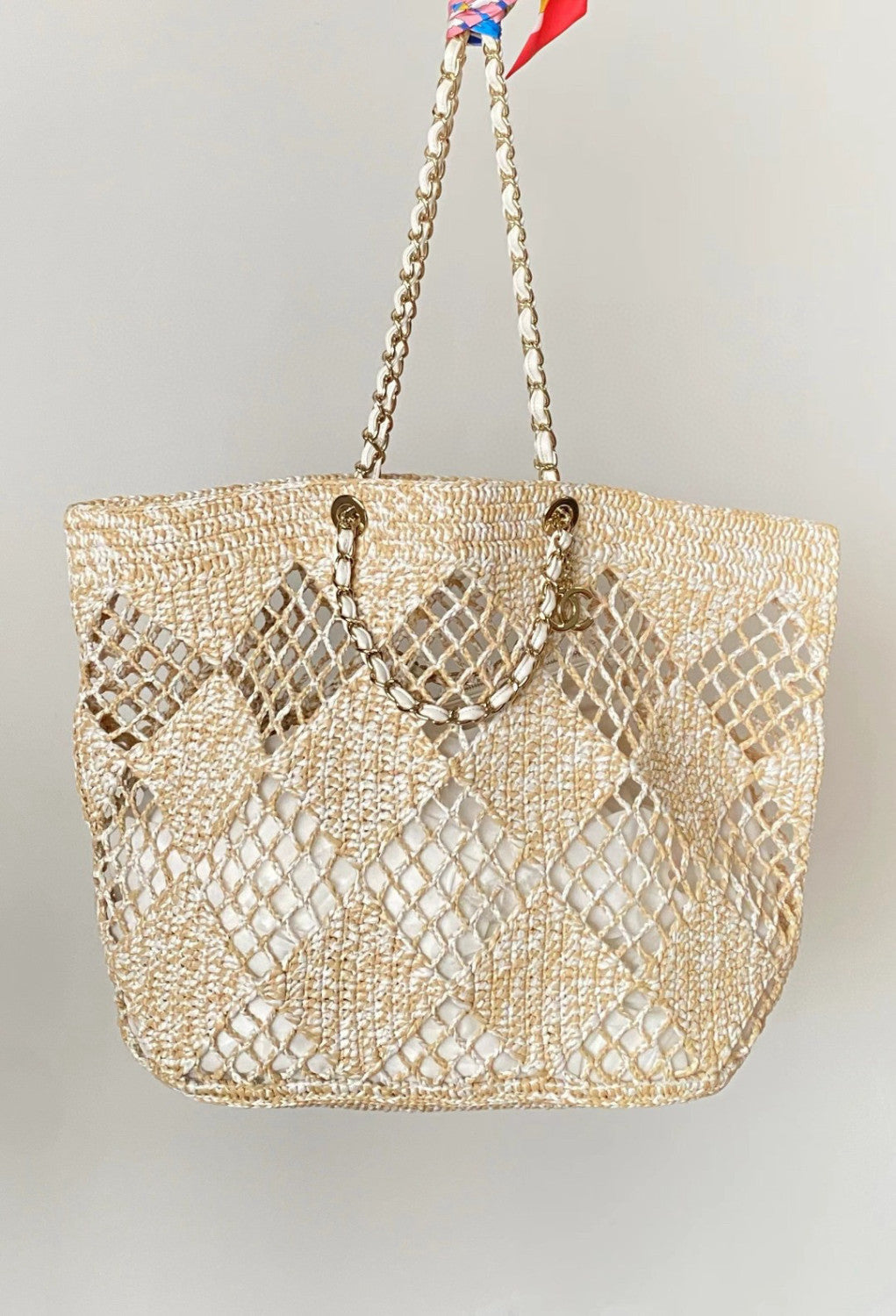 Chanel Women's CoCo Beach Collection Woven Shopper Solid Color Gold Buckle Logo Checkered Casual Tote Bag Bags AS4576-B15546-NW424 #81292