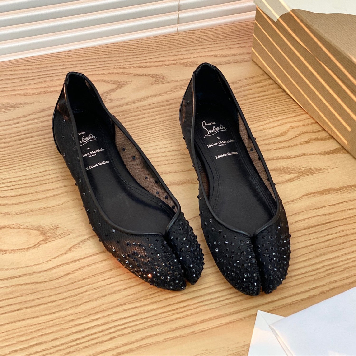Christian Louboutin X Maison Margiela Women's Spring And Summer New Mesh Temperament Rhinestone Split Toe Flat Shoes Versatile Ballet Shallow Mouth Single Shoes Ngvp #1494