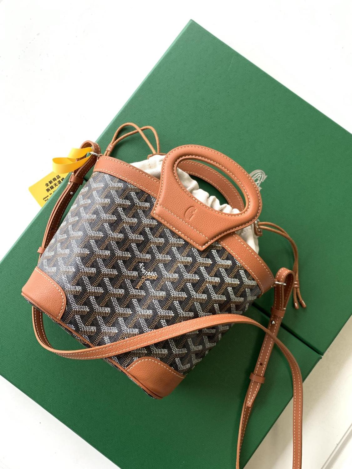 GOYARD Beluga Women's Y-shaped Floral Print Adjustable Detachable Shoulder Strap Canvas And Calfskin Shoulder Mini Bag Crossbody Handbag Bags #77441