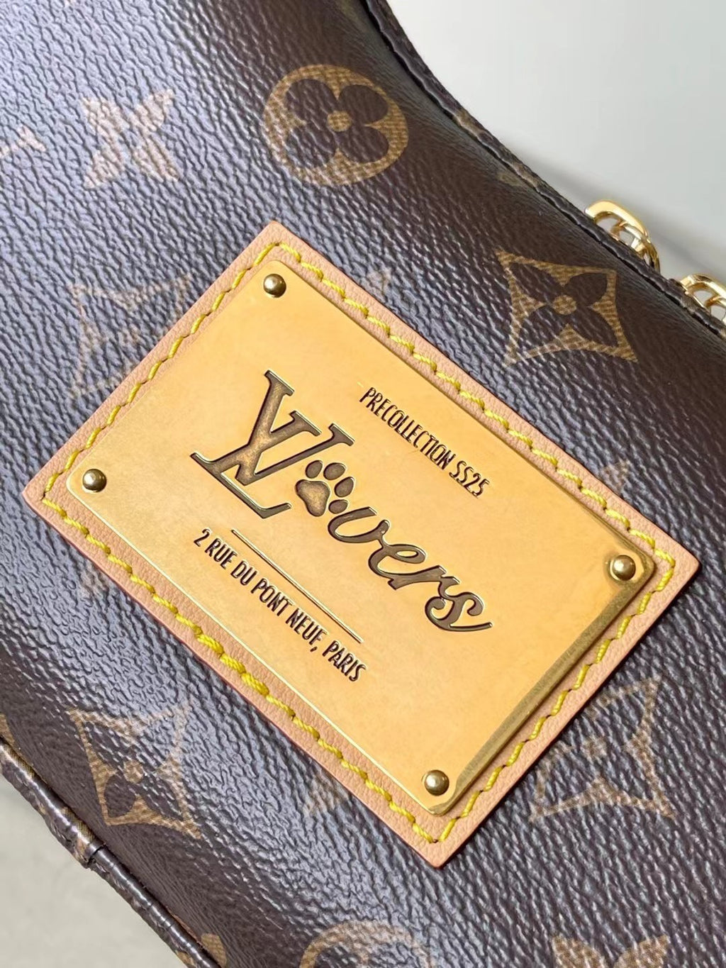Louis Vuitton Women's BONE Mini Handbag Adjustable Detachable Shoulder Strap Logo Solid Color Leather Crossbody Bag Bags M12615 #81164