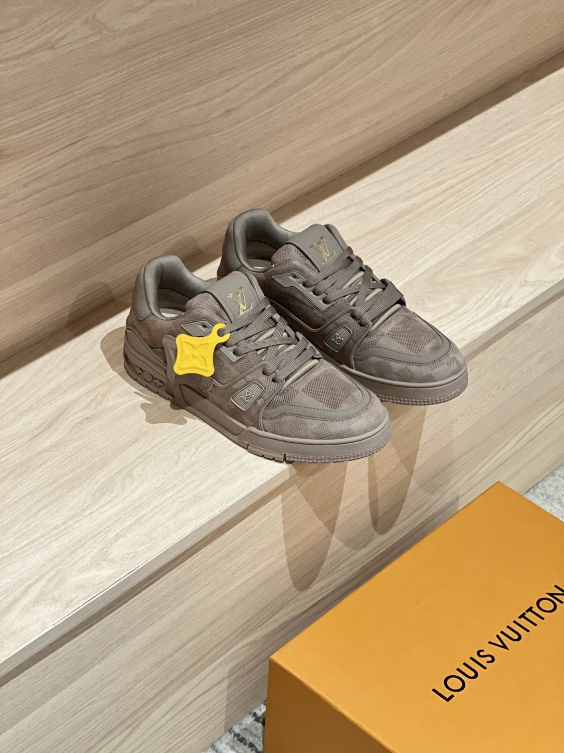 Louis Vuitton LV Trainer Men's And Women's Four Seasons Solid Color Cowhide Low-top Lace-up Flat Casual Shoes #76487