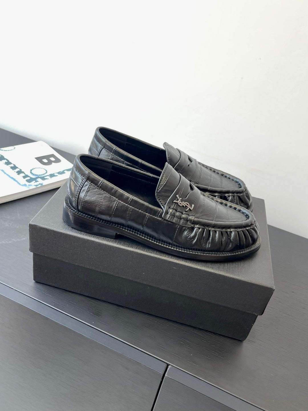 Saint Laurent Women's Four Seasons Solid Color Round Toe Low Top Flat Heel Loafers Leather Casual Shoes #81342