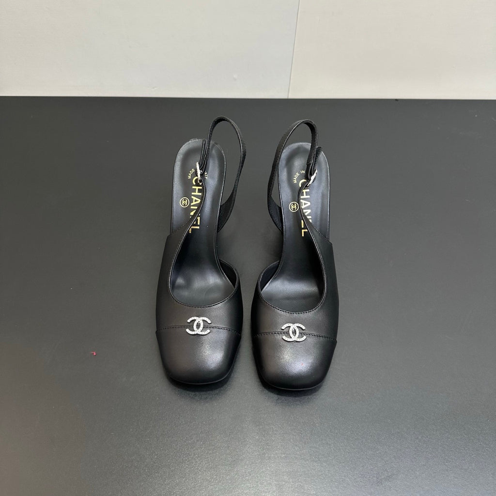 Chanel 9cm Heel Height Double C Thick Heel Back Hollow Color Block Stitching High Heel Sandals #333233