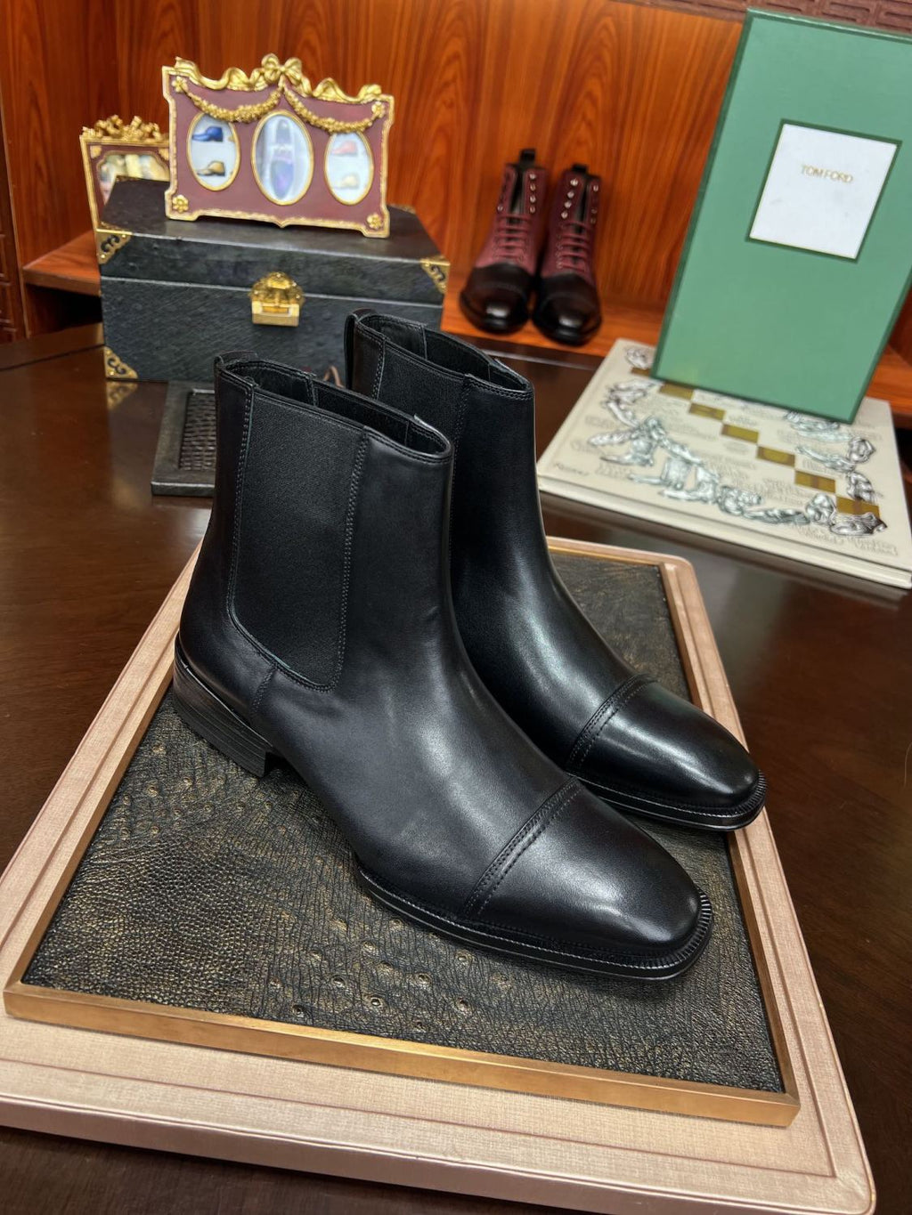 Tom Ford Men's Fashion Luxury Leather Chelsea Boots Autumn And Winter Black With Heel Leather Shoes Temperament Comfortable Shoes #81253