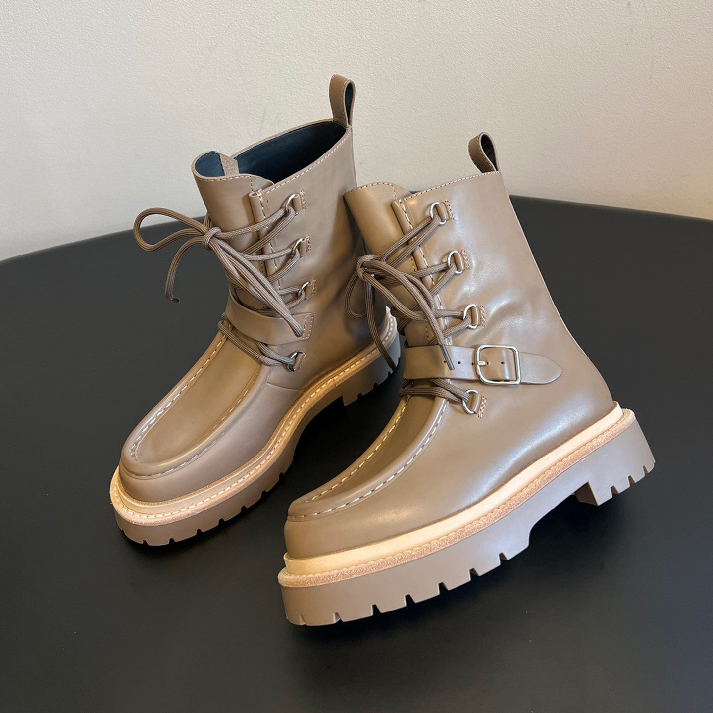 Hermes Women's Fall/Winter Land Ankle Boots Solid-Color Cowhide Lace-Up Short Boots Outdoor Boots Heel Height: 3.5cm Shoes Ngvp #2325