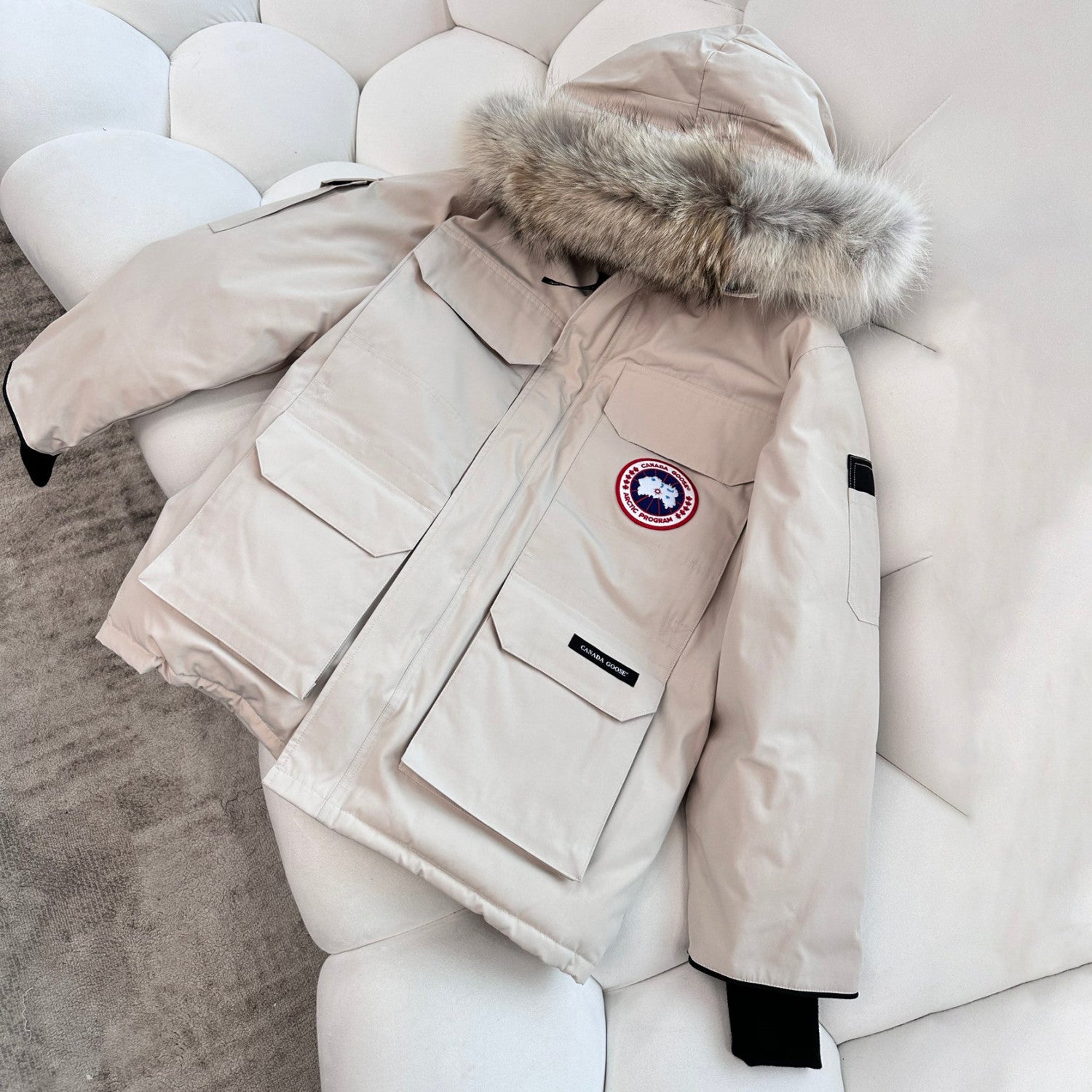 Canada Goose Men's Winter Solid Colour Velcro Zip Hooded Puffer Down Jacket #97487