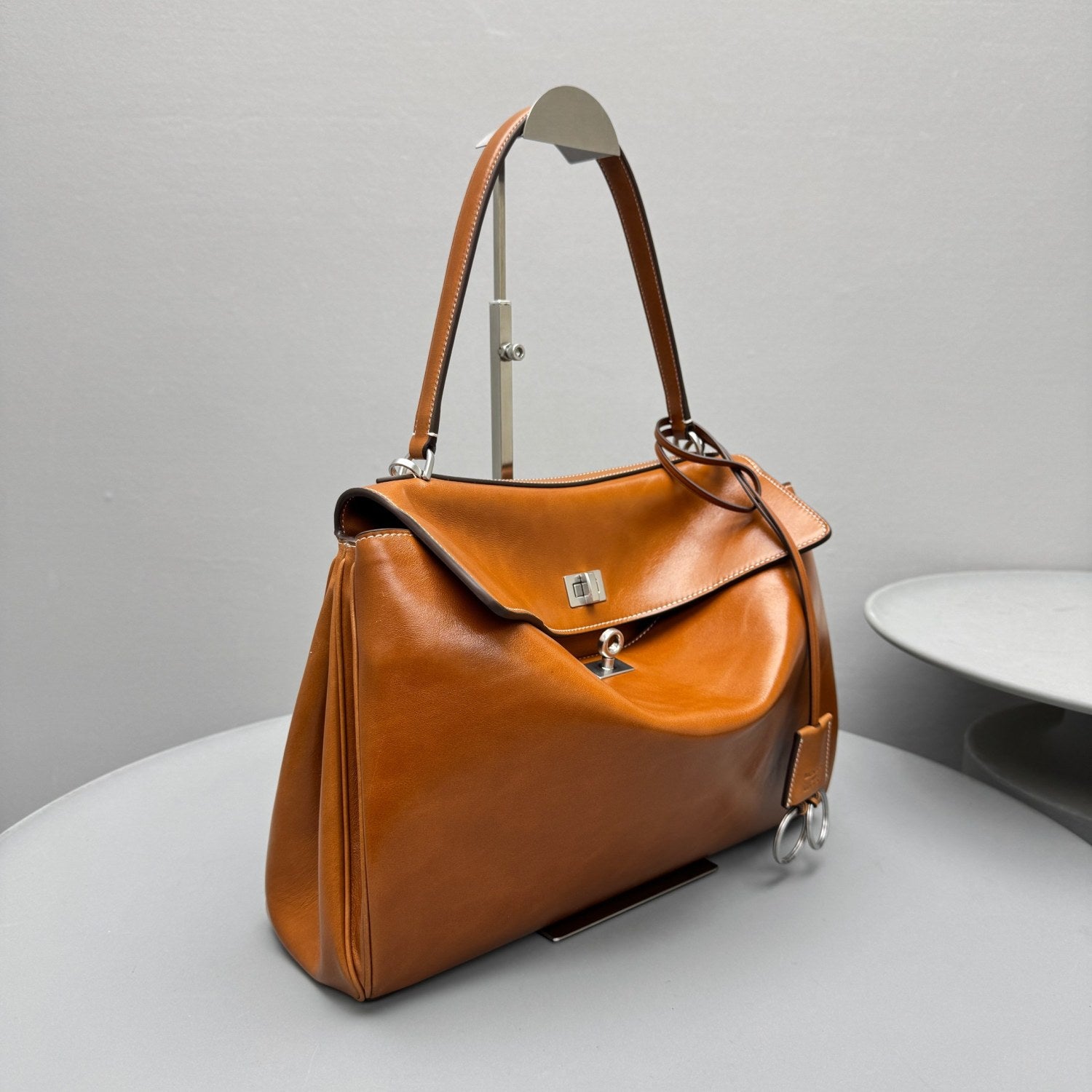 Balenciaga Rodeo Medium Handbag Tan Clutch Crossbody Large Bag Spring Summer Women's Fashion Luxury Leather Bags 7897722ABP72753 #81251