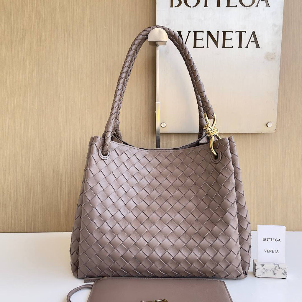 Bottega Veneta Large Parachute Women's Solid Color Lambskin Woven Tote Bag Bags #76484