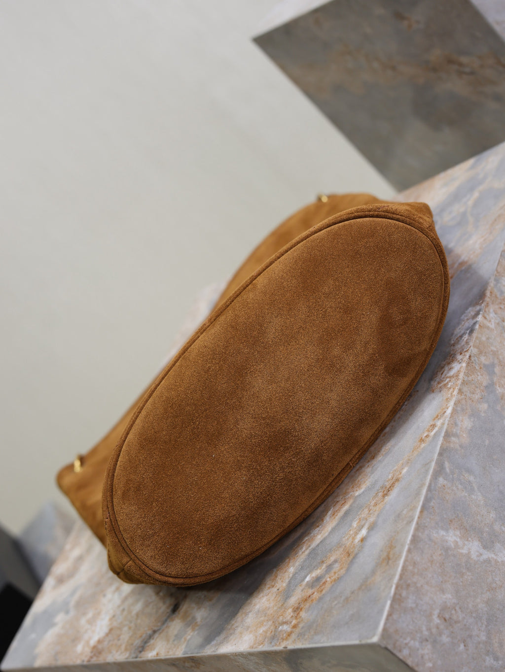 Saint Laurent NIKI Supple Bucket in Suede in Brown #337074