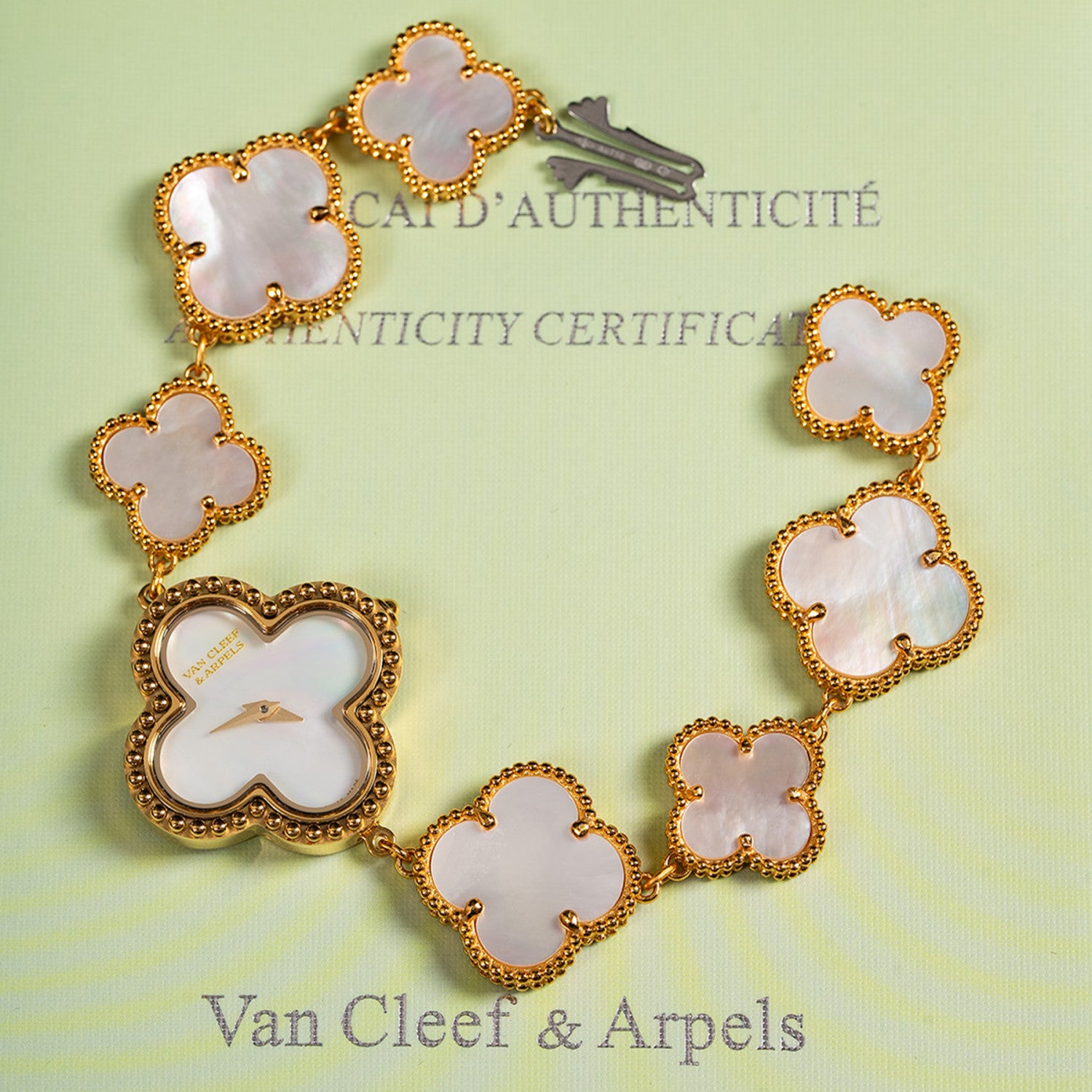 Van Cleef&Arpels Alhambra Watch Small Model Color Silver Gold Rose Gold Lucky Clover Quartz Movement Onyx Shell Watch Accessories #81415