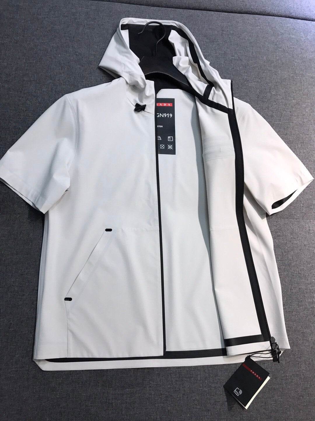 Prada Men's Summer Solid Colour Lightweight Hooded Zip Short Sleeve Sports Jacket Casual Lace Up Shorts Suit Set #76941