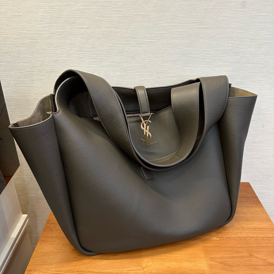 SAINT LAURENT LE 5 À 7 BEA Women's Adjustable Shoulder Strap Solid Color Smooth Leather Shoulder Handbag Bag Bags #76894
