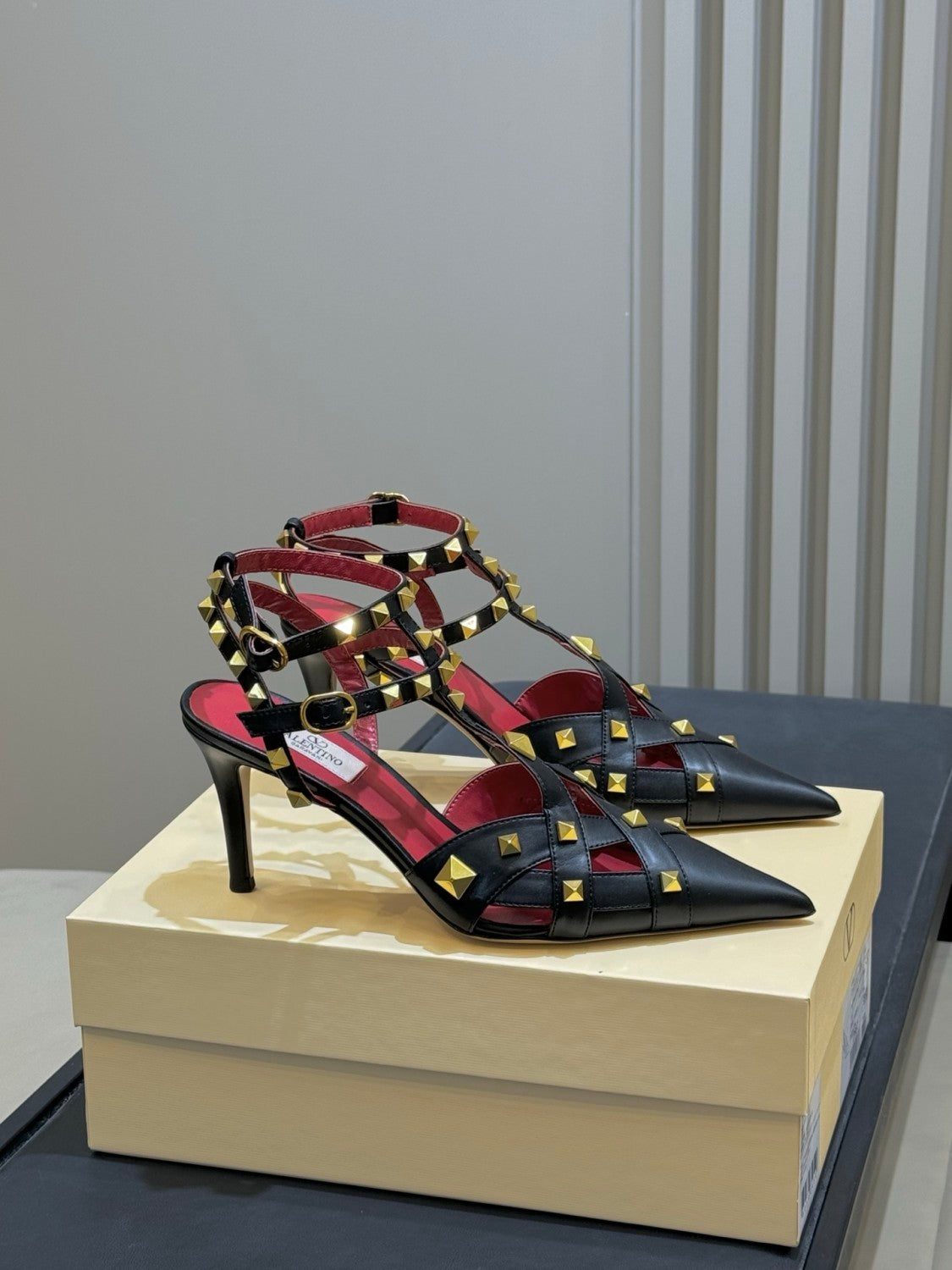 Valentino Studdy Kidskin Pumps 100mm for Woman #336910