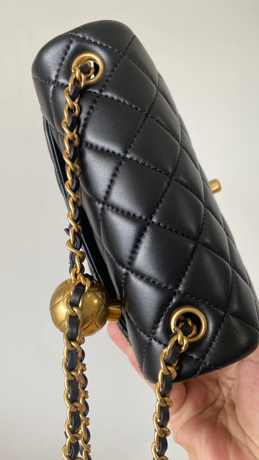 Chanel Women's Adjustable Shoulder Strap Diamond Pattern Gold Buckle Chain Gold Ball Solid Color Leather Crossbody Shoulder Bag Bags #76352