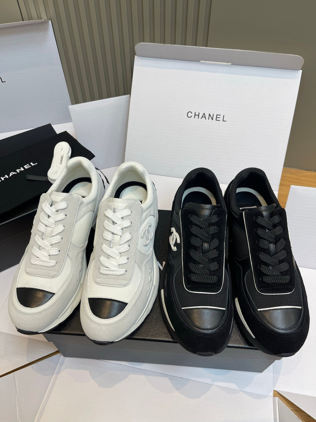 Chanel Sneakers Mixed Fibers Suede Calfskin Calfskin #335038