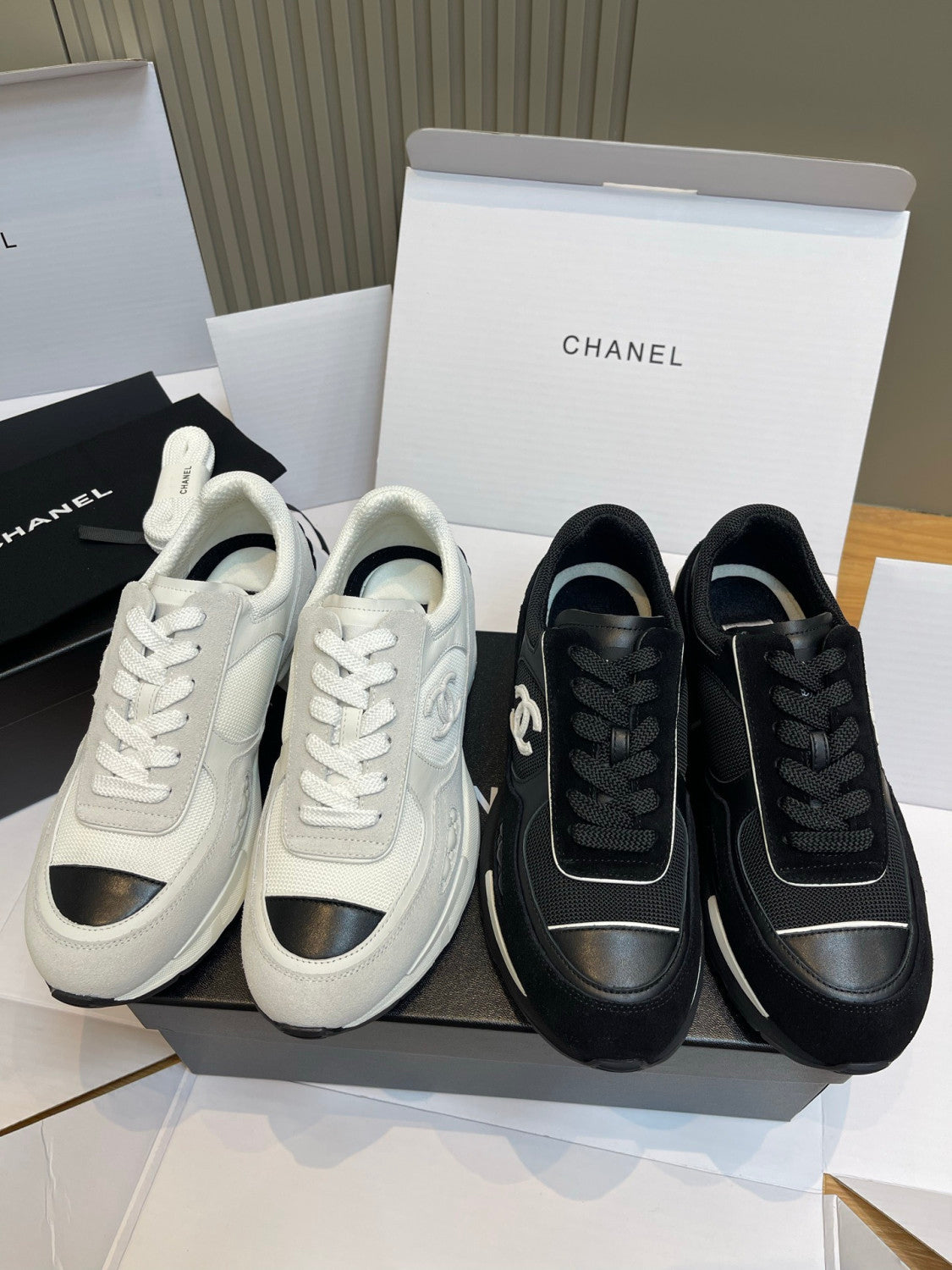 Chanel Sneakers Mixed Fibers Suede Calfskin Calfskin #335038