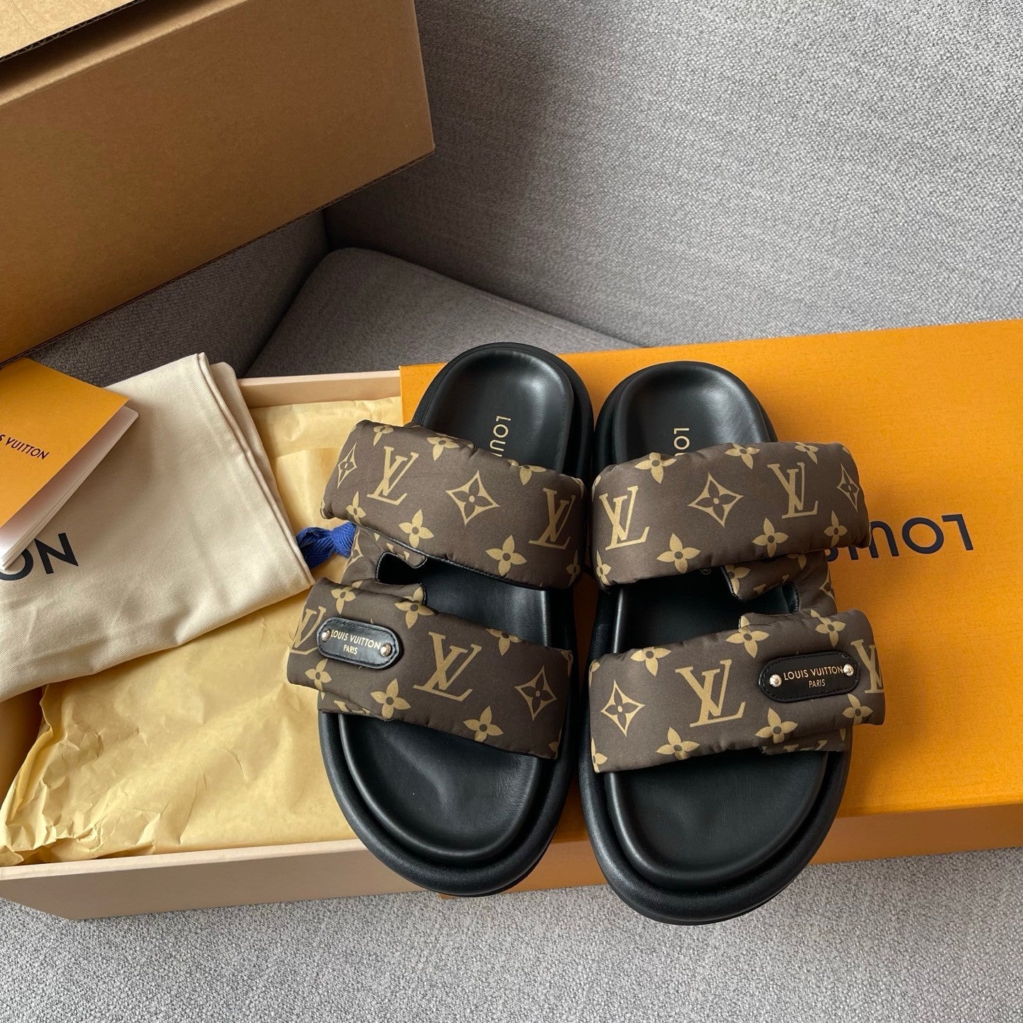Louis Vuitton LV Pool Pillow Comfort Women's Summer Solid Color Letter Print Slippers Shoes #77247