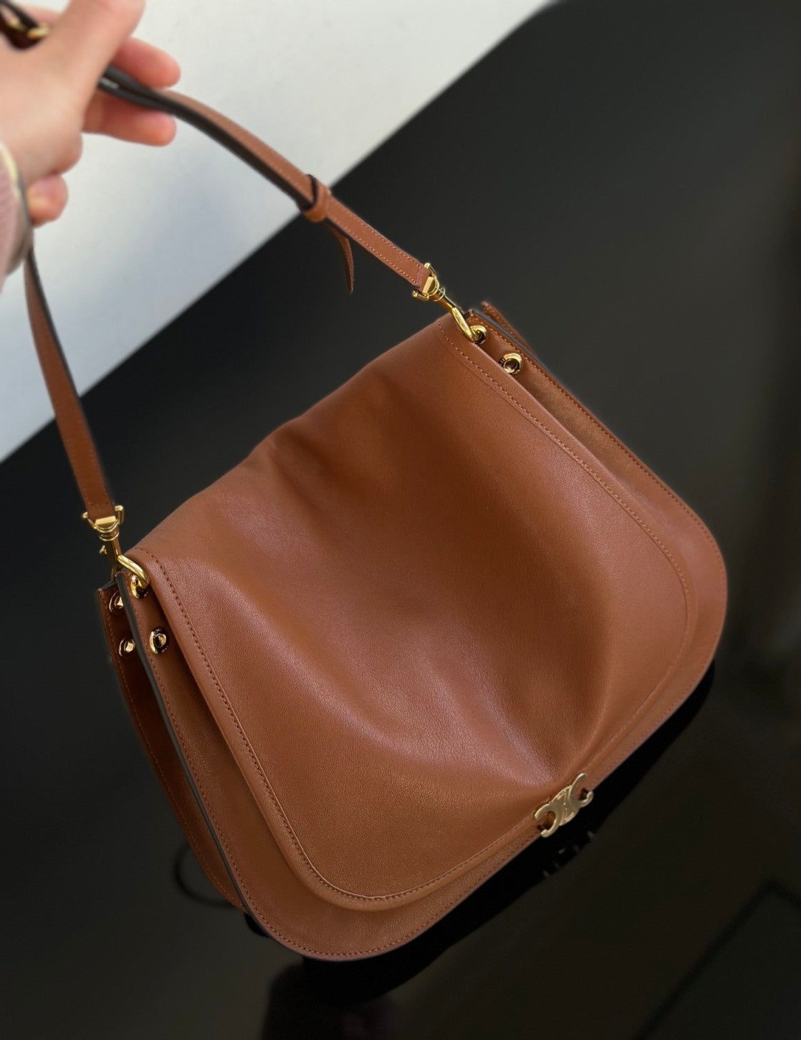 Celine Women's Soft Triomphe Besace Handbag Magnetic Snap Flap Bag Medium Shoulder Crossbody Bags 2026 New Style 123632t88.38no #195067