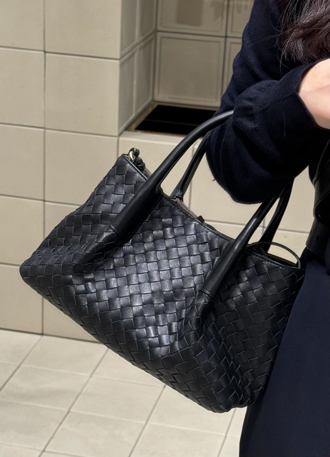 Bottega Veneta Men's Women's Pinacoteca Tote Handbags Woven Reversible Leather Handbags Casual Bag Bags 817166V5AG19631 Ngvp #1149