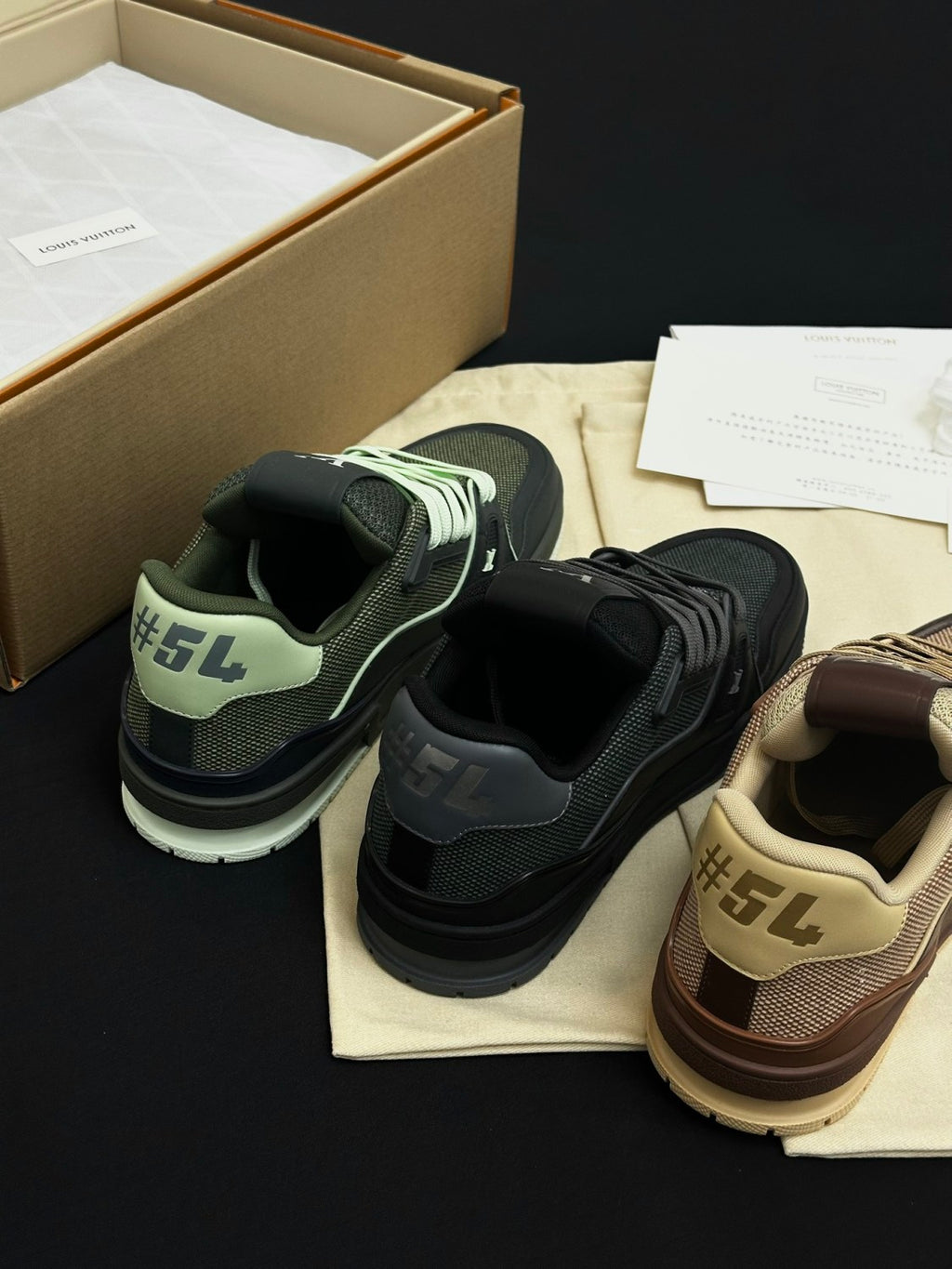 LOUIS VUITTON LV Trainer Sneaker Shoes #378550