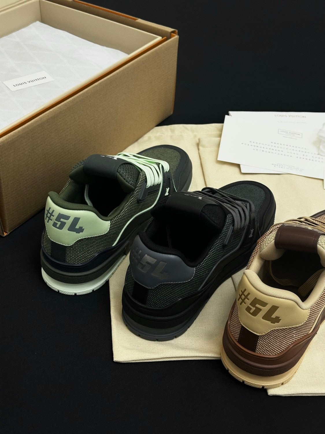 LOUIS VUITTON LV Trainer Sneaker Shoes #378550