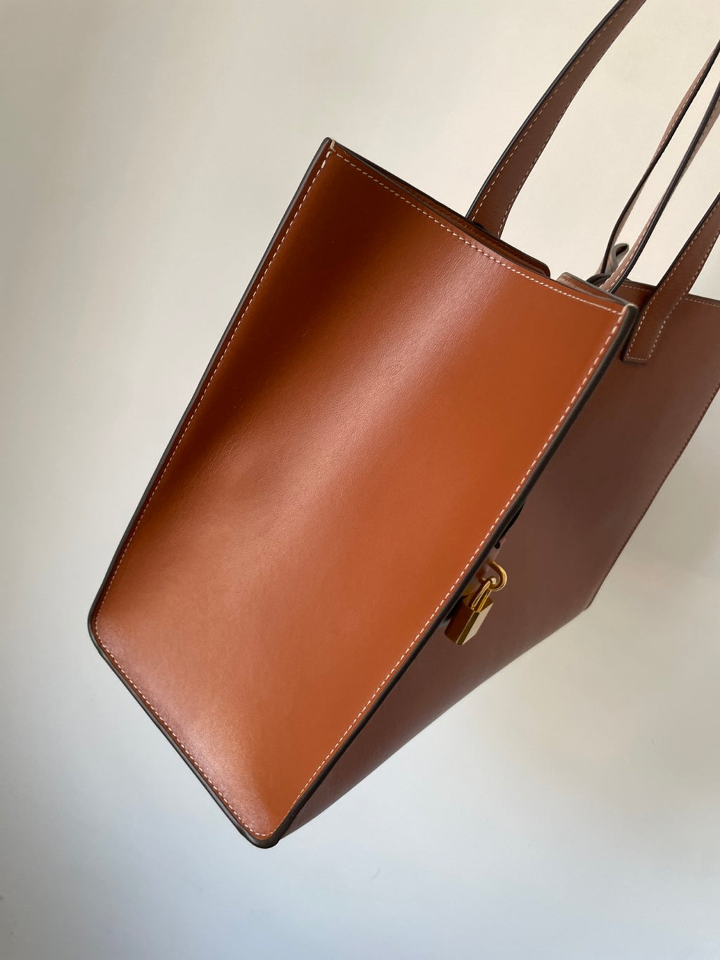 Celine Women's Cabas16 Smooth Cowhide Tote Bag Shopping Tote Shoulder Bag Stylish Shoulder Bags #194920