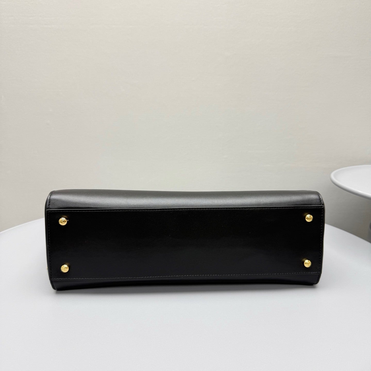Chanel Small Shopping Bag Calfskin Gold-tone Metal #381318