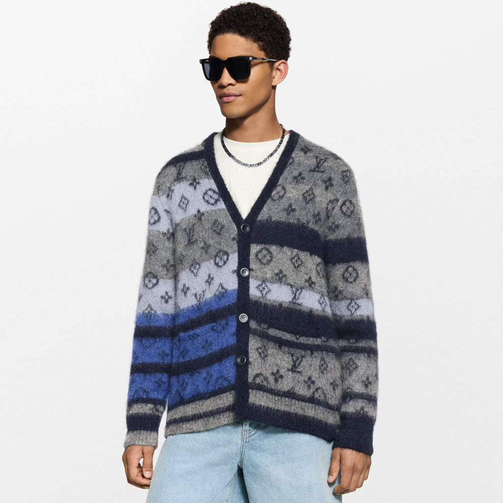 Louis Vuitton MONOGRAM Men's Fall/Winter Fashion Casual V Neck Single Button Classic Print Oversized Sweater Cardigan #79411