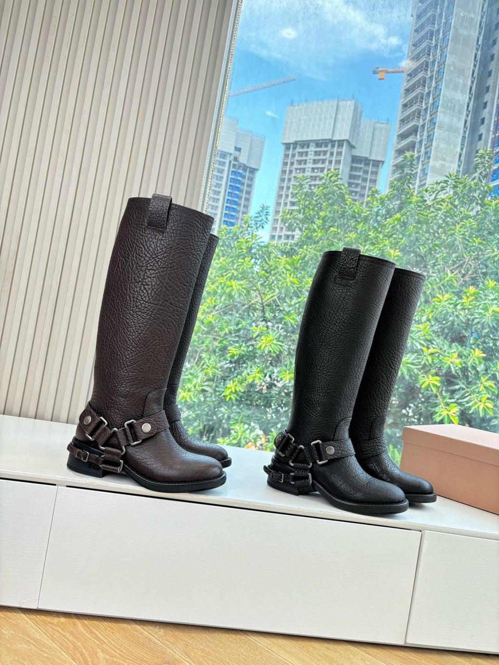 MiuMiu Women's Fall/Winter Classic Solid-Color Leather Biker-Style Long Boots Retro Rider Long Boots Shoes #78721