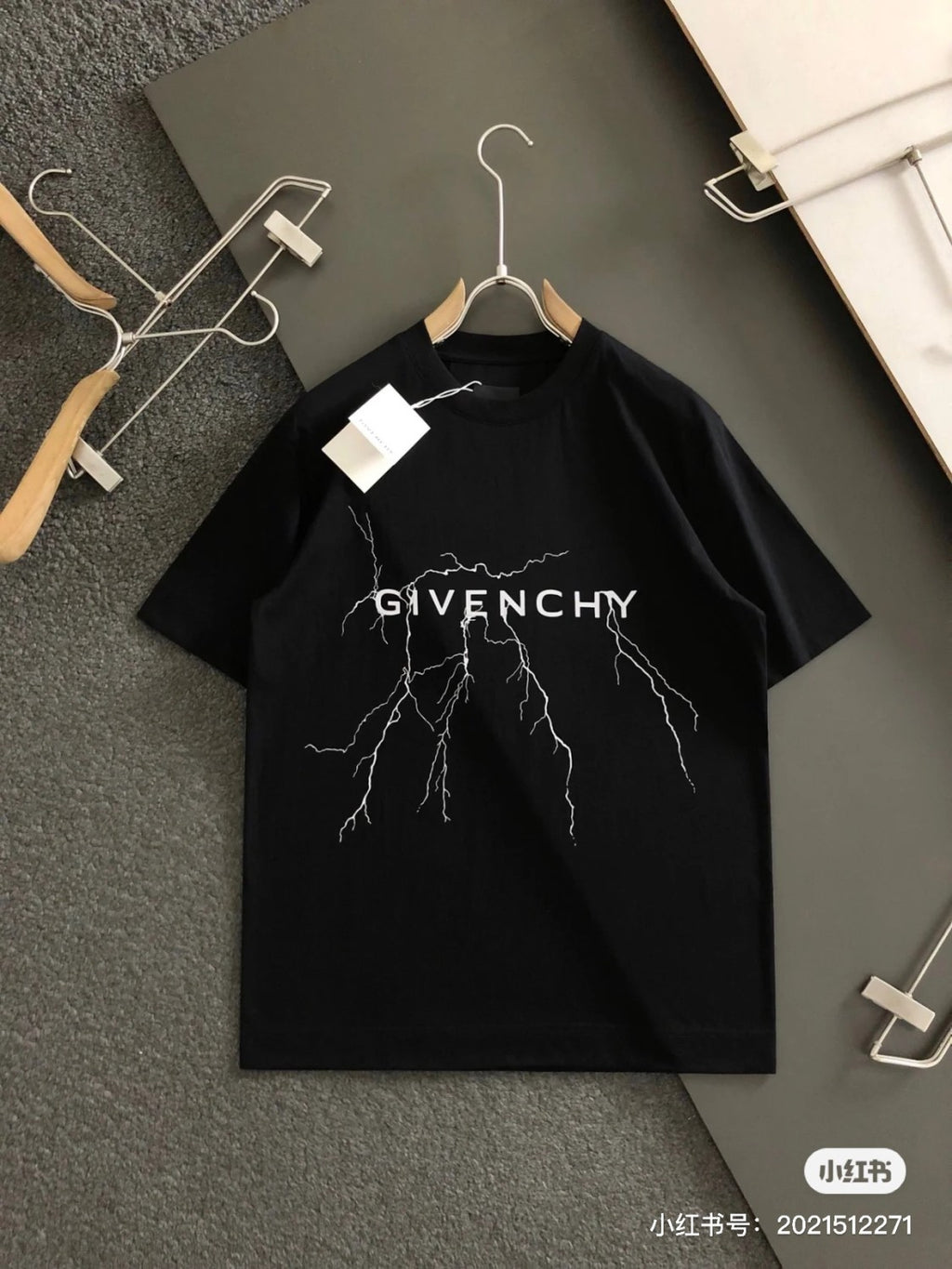 Givenchy Men's Summer Lightning Graphic Printed Solid Colour Round Neck Cotton Short Sleeve T-Shirt #97883