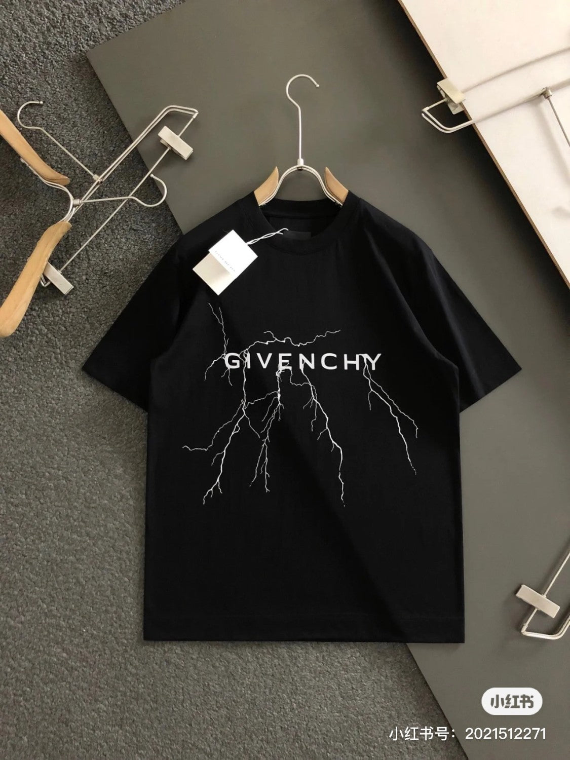 Givenchy Men's Summer Lightning Graphic Printed Solid Colour Round Neck Cotton Short Sleeve T-Shirt #97883
