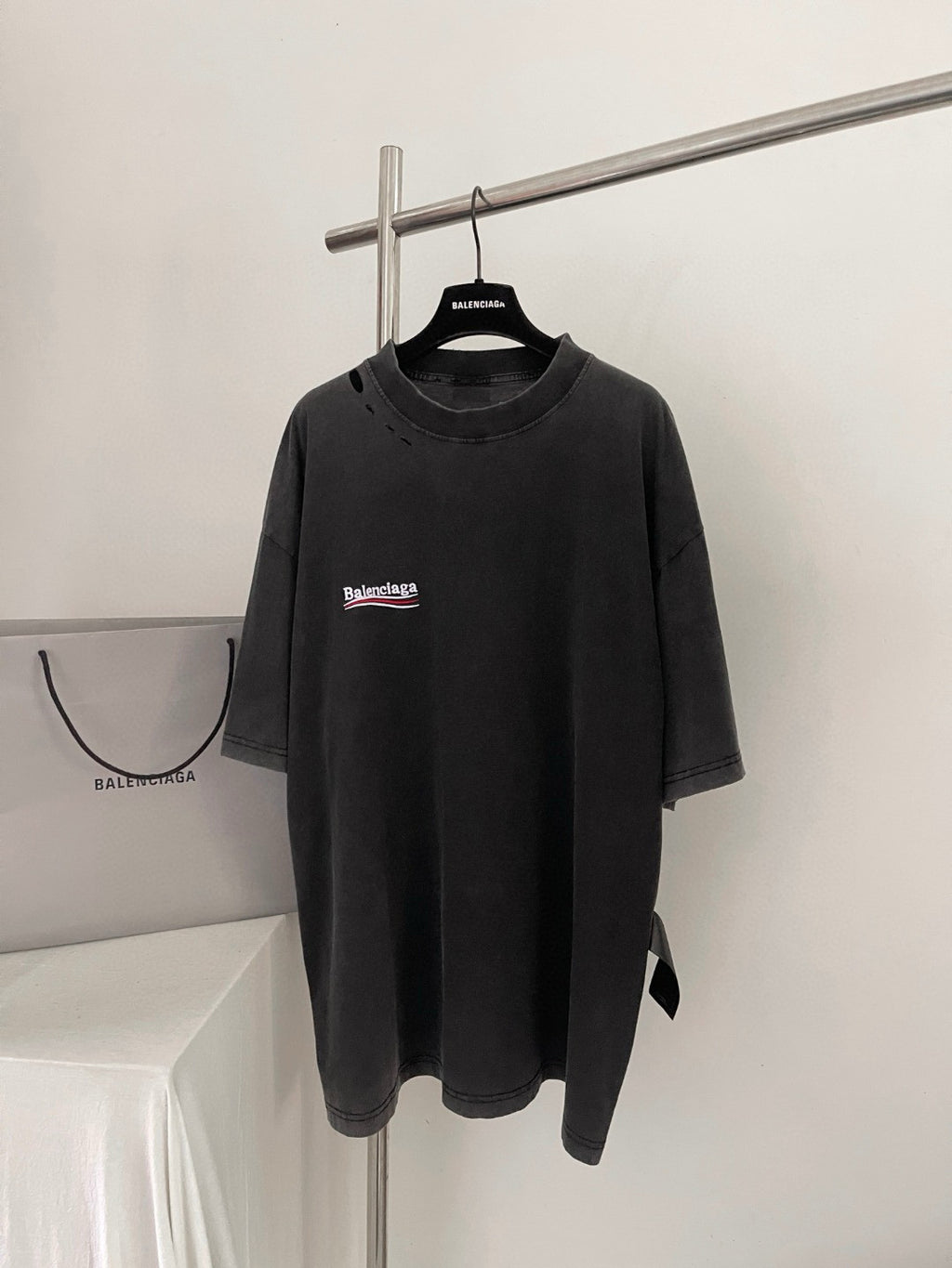 Balenciaga POLITICAL CAMPAIGN INSIDE-OUT Men's Summer Washed Colour Embroidered Letter Short Sleeve Fashionable Short Sleeve T-shirt #78142